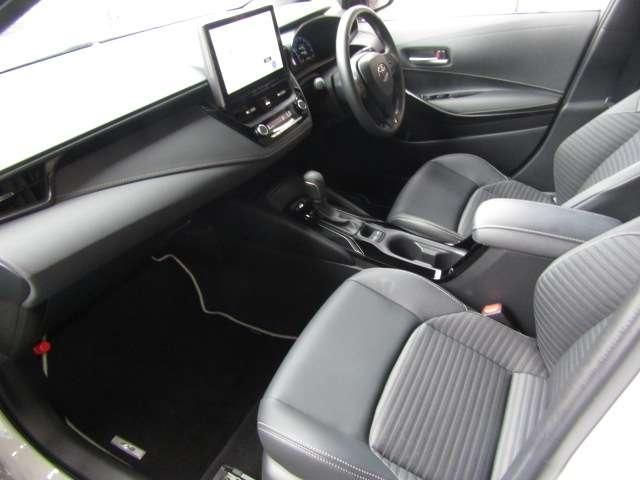 COROLLA TOURING HYBRID