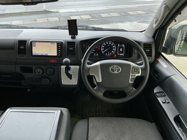 HIACE van 4WD