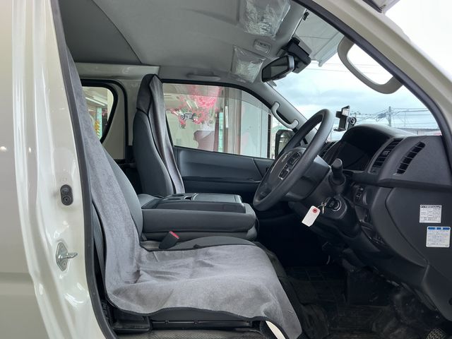 HIACE van 4WD