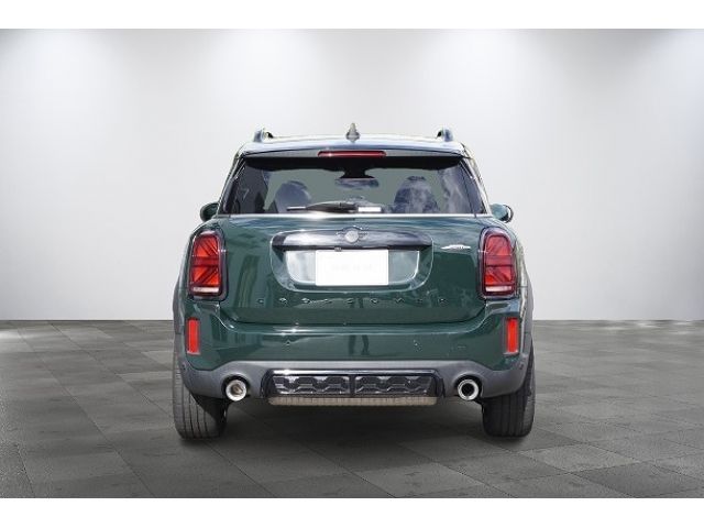 MINI CROSSOVER