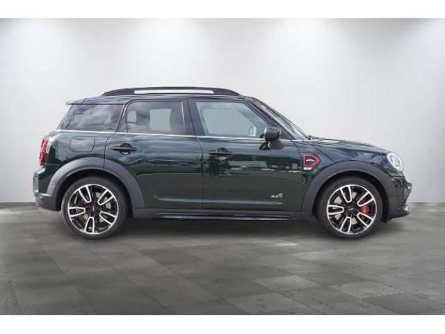 MINI CROSSOVER