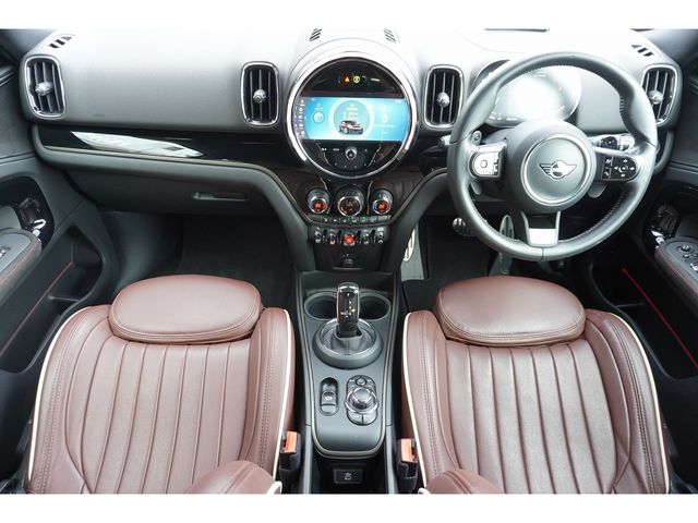 MINI CROSSOVER