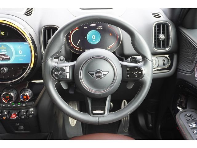 MINI CROSSOVER