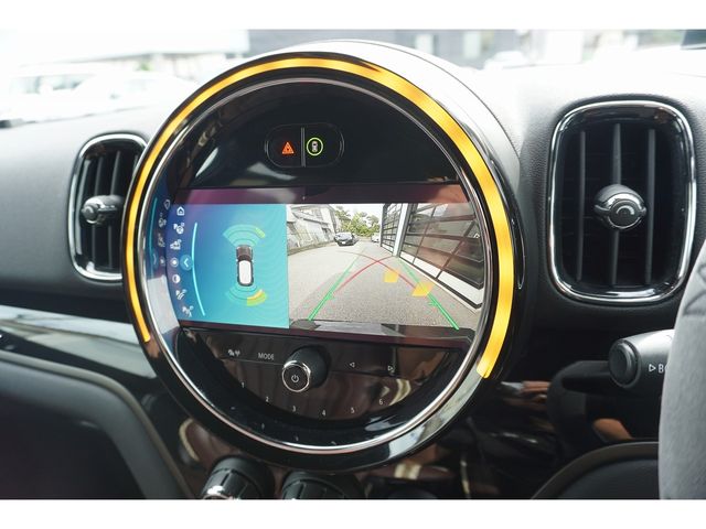 MINI CROSSOVER