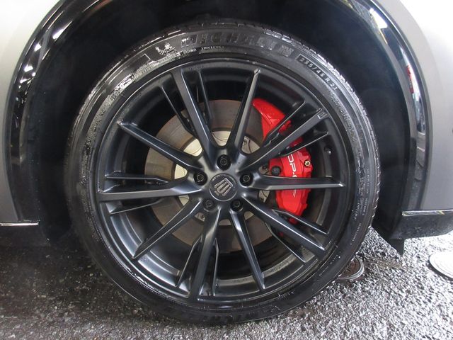 CROWN SPORT