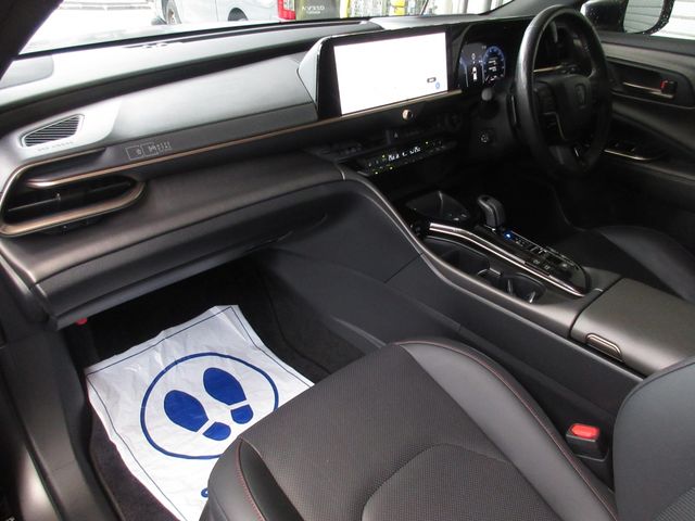 CROWN SPORT