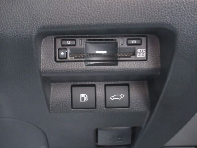 CROWN SPORT