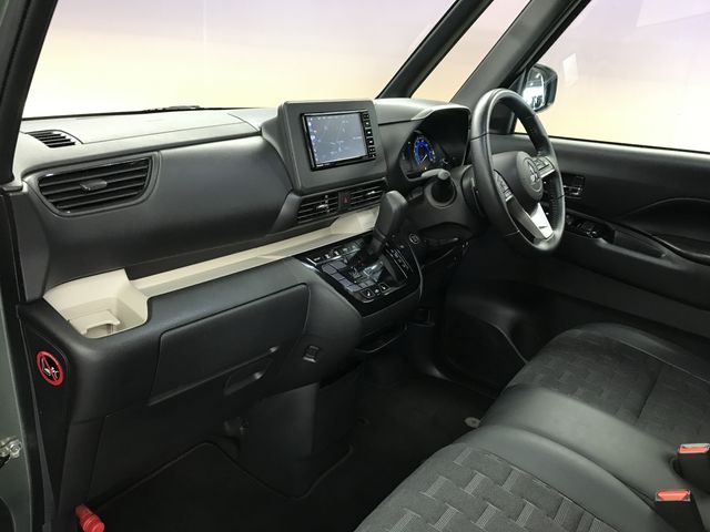 DELICA MINI