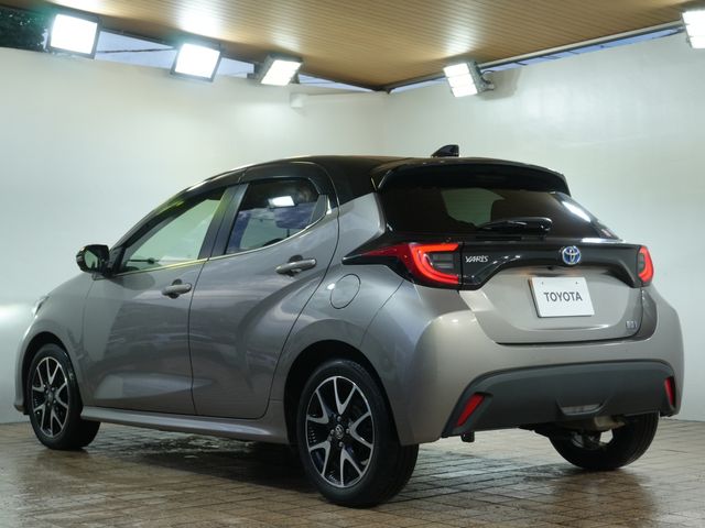 YARIS HYBRID