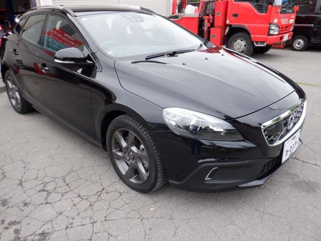 VOLVO V40 CROSS COUNTRY