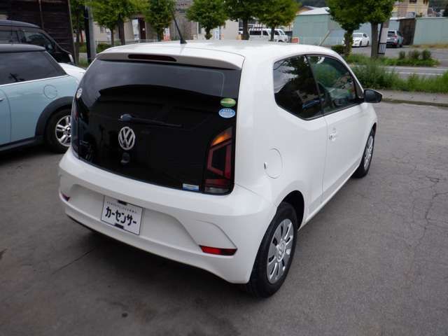 VOLKSWAGEN up!