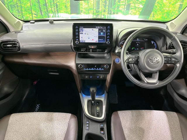 YARIS CROSS HYBRID