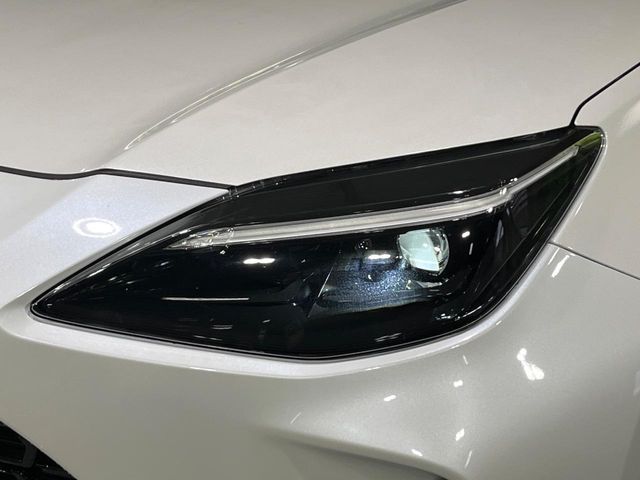 YARIS CROSS HYBRID