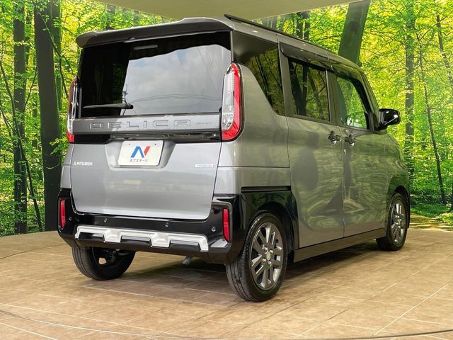 DELICA MINI