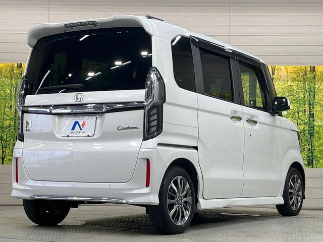 N BOX CUSTOM