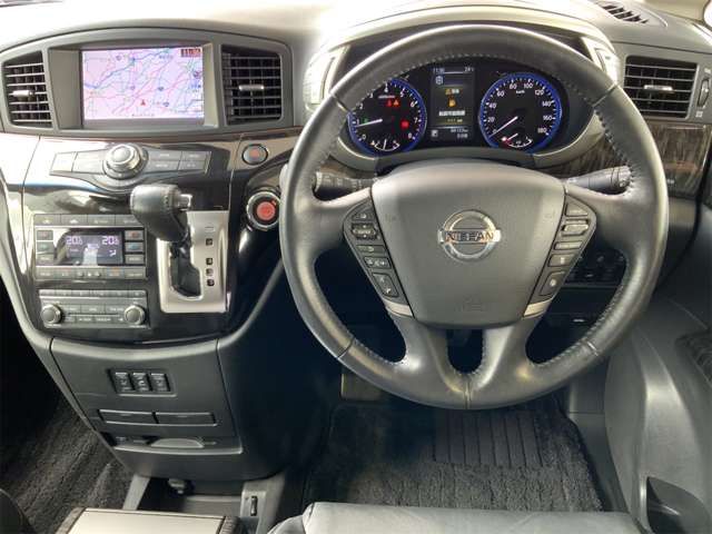 ELGRAND  4WD