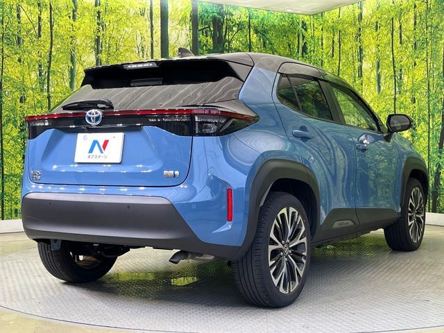YARIS CROSS HYBRID