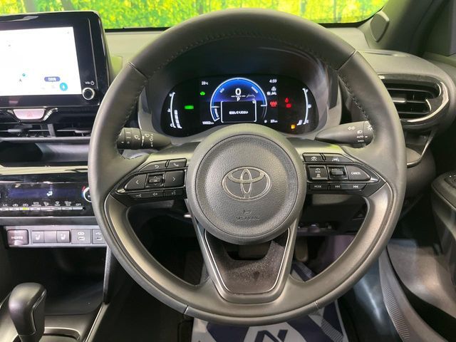 YARIS CROSS HYBRID