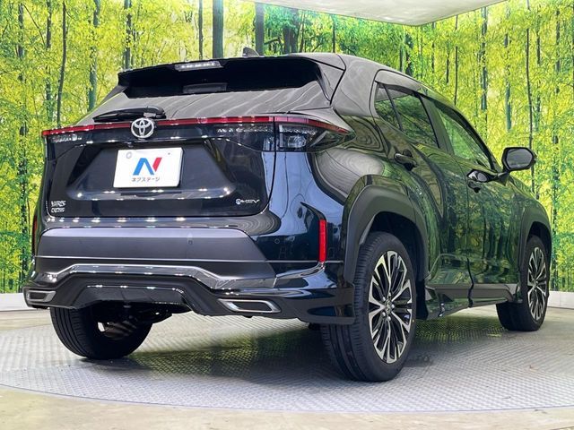 YARIS CROSS HYBRID