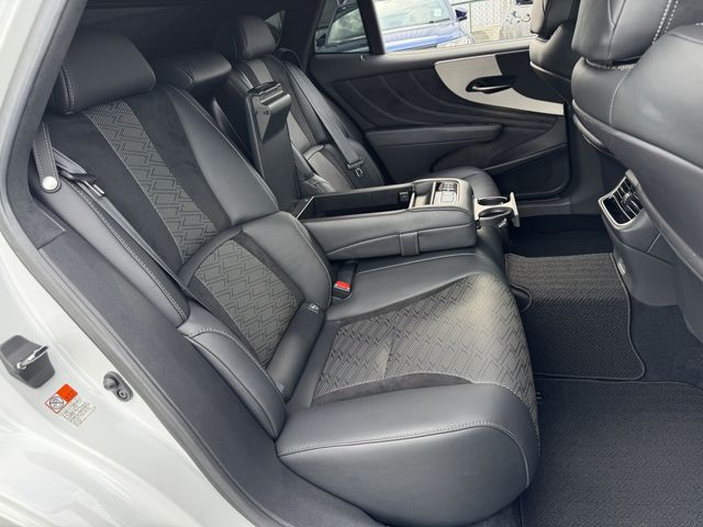LEXUS LS500