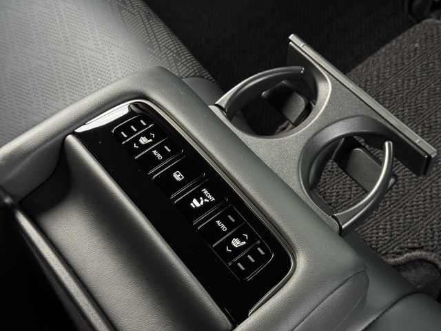 LEXUS LS500