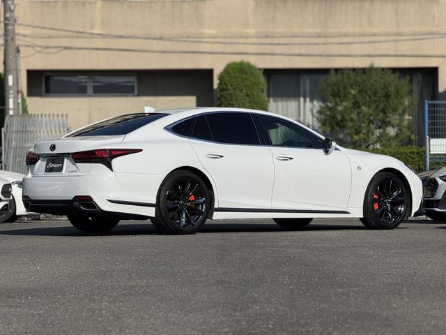 LEXUS LS500