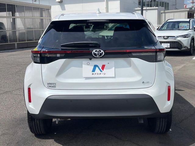 YARIS CROSS HYBRID