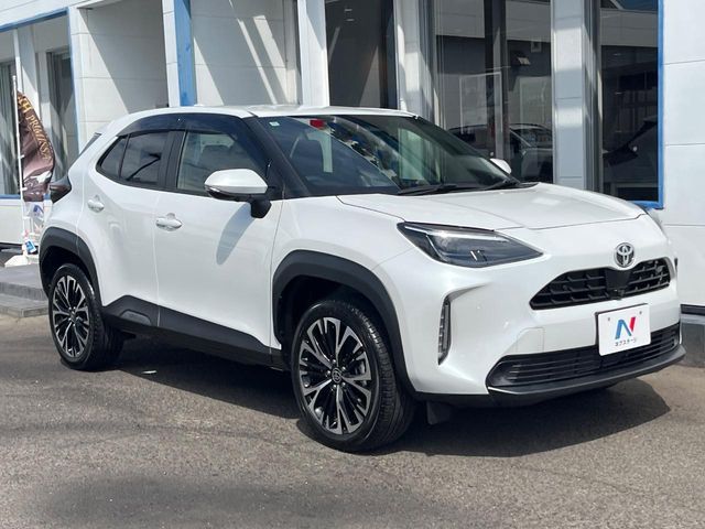 YARIS CROSS HYBRID