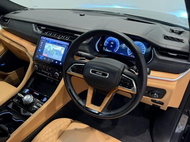 JEEP GRAND CHEROKEE L