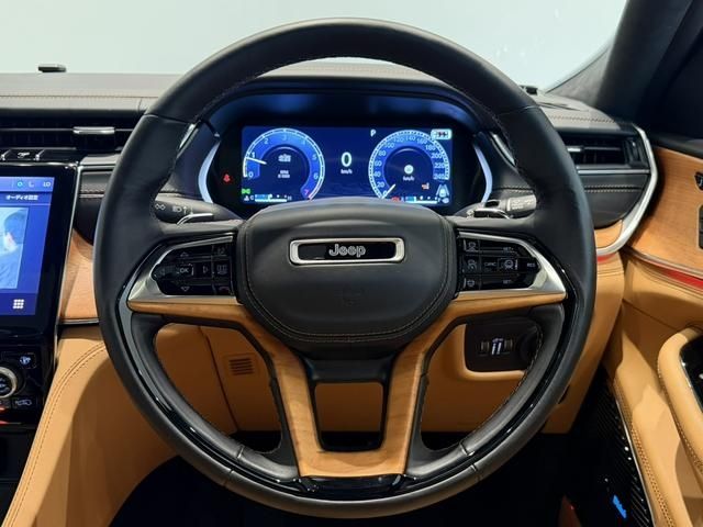 JEEP GRAND CHEROKEE L