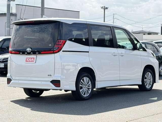 NOAH HYBRID 4WD