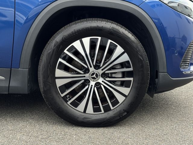 MERCEDES BENZ EQA