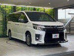 VOXY HYBRID