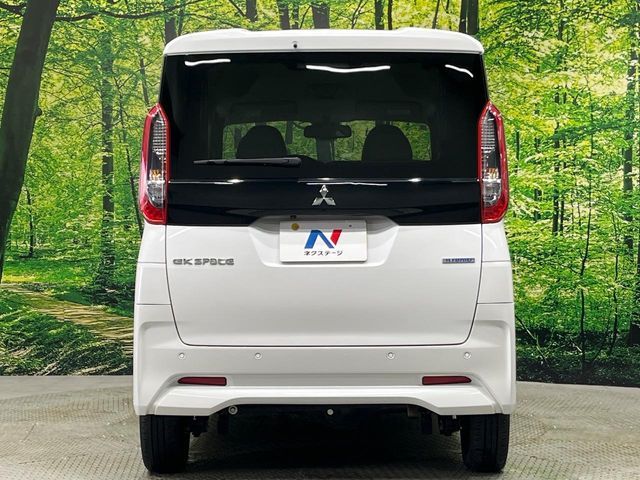 eK SPACE 4WD