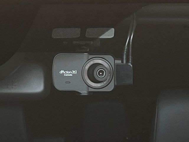 VOXY HYBRID