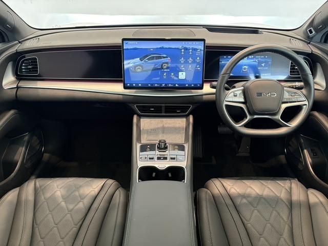 BYD SEALION7