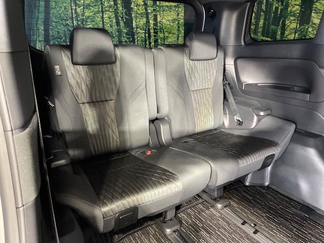 ALPHARD hybrid
