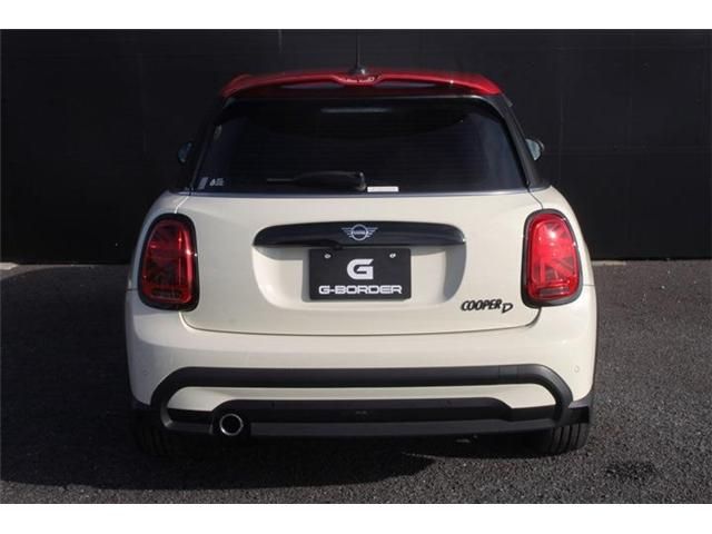 MINI COOPER D 5DOOR