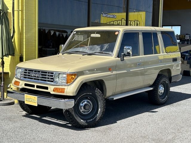 LANDCRUISER PRADO