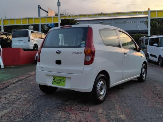 PLEO van