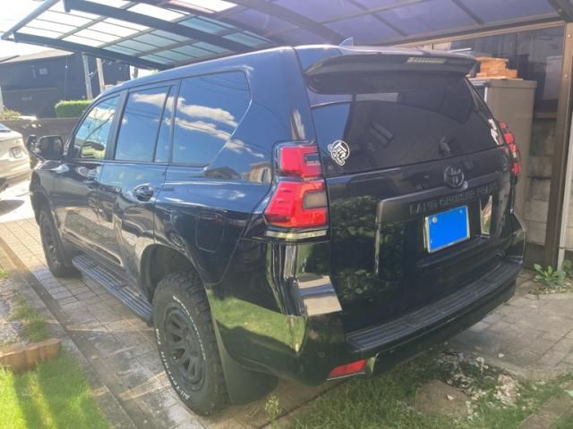 LANDCRUISER PRADO