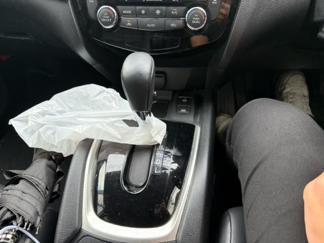 X-TRAIL 4WD