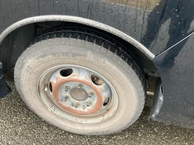 CARAVAN van 1.2t 2WD