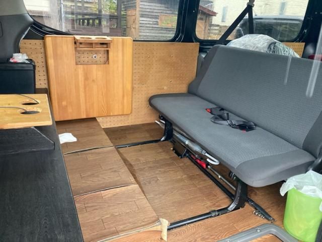 CARAVAN van 1.2t 2WD