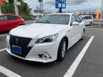 CROWN sedan hybrid