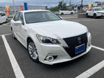 CROWN sedan hybrid