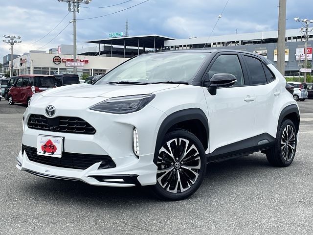 YARIS CROSS HYBRID