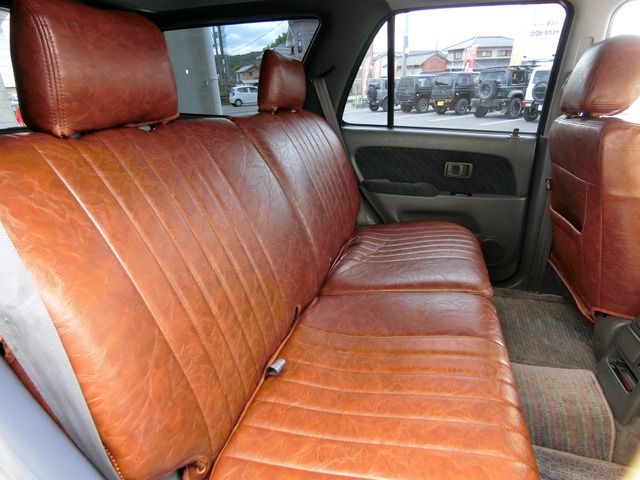 HILUXSURF wagon 4WD