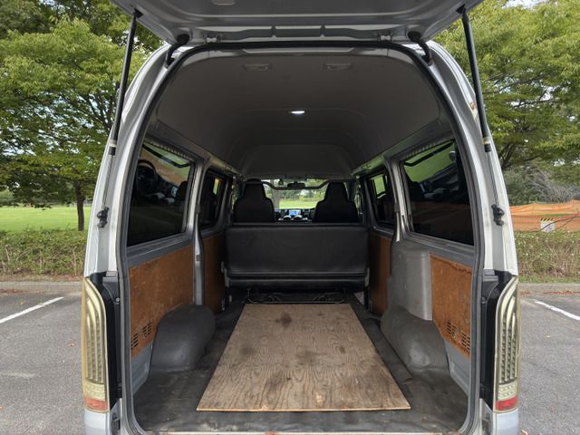 HIACE van 4WD