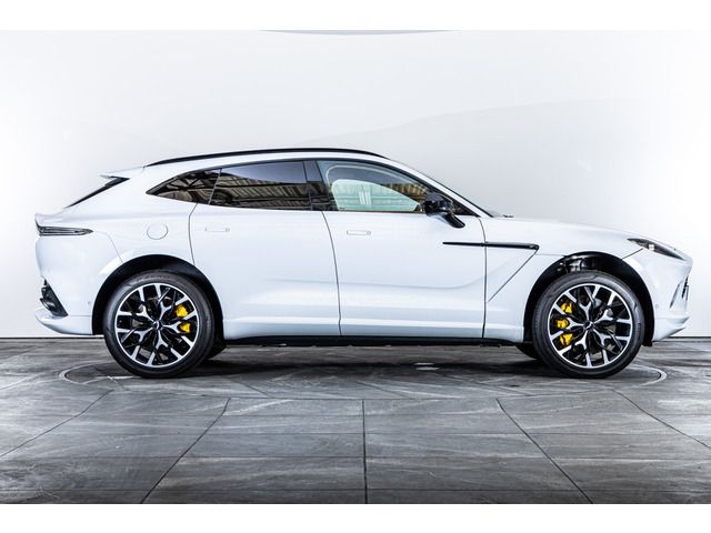 ASTON MARTIN SUV